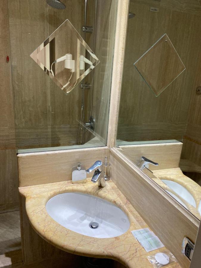 Rent Rooms Saint Peter Рим Екстериор снимка
